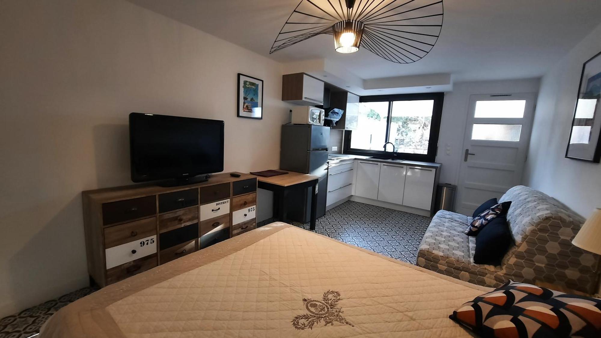 Studio Climatise Lantanas 4 Personnes Le Lavandou Luaran gambar
