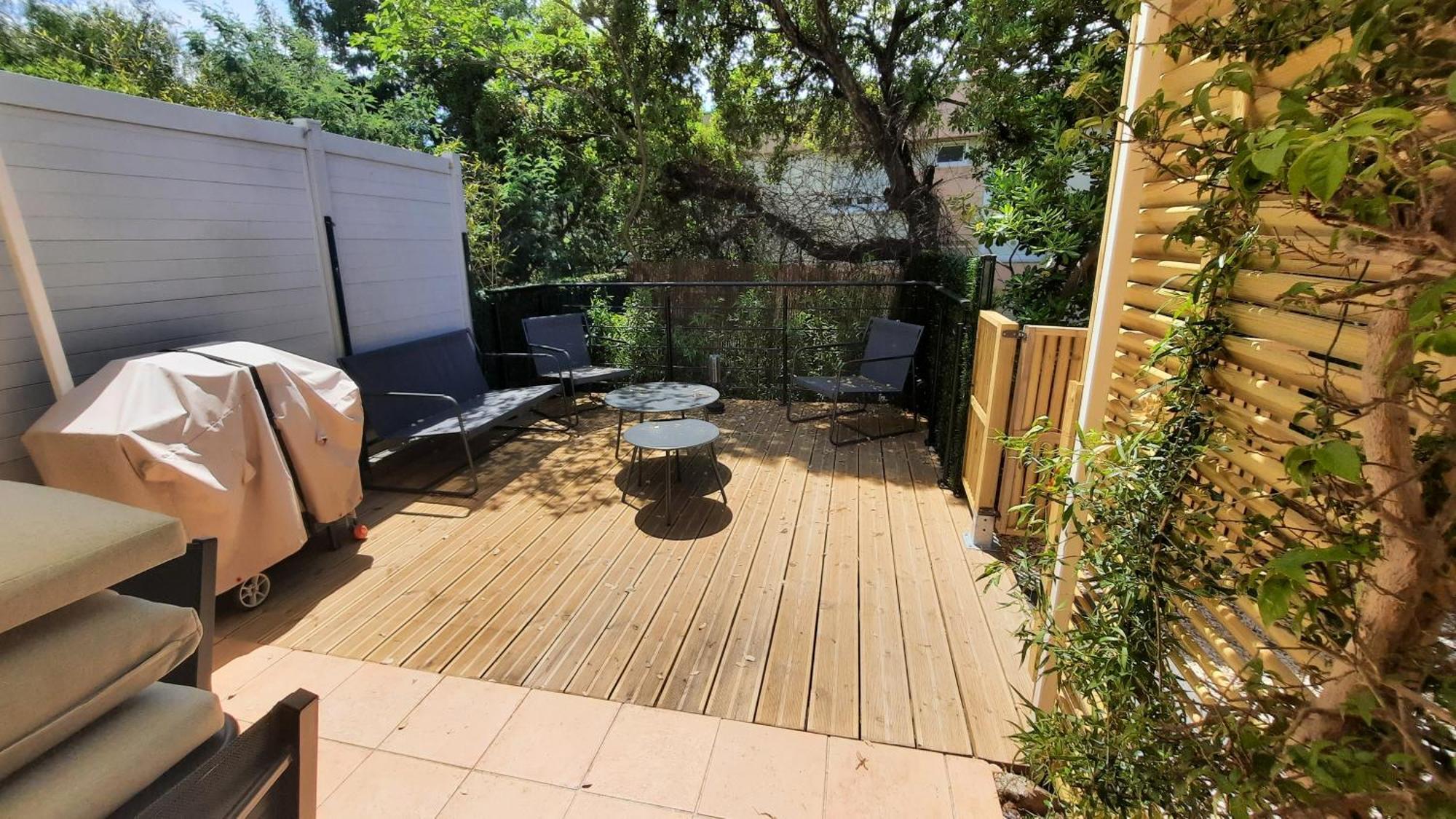 Studio Climatise Lantanas 4 Personnes Le Lavandou Luaran gambar