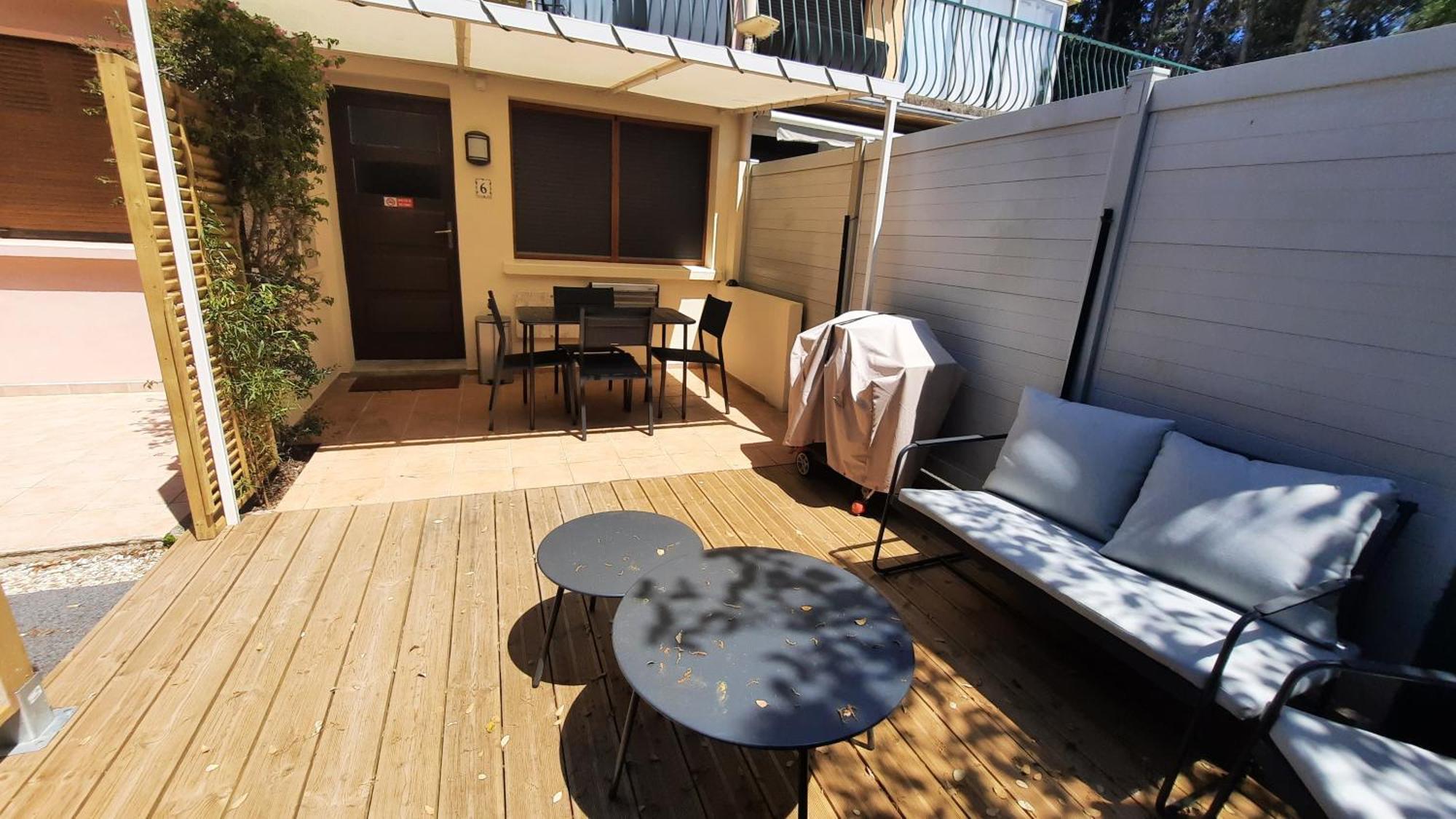Studio Climatise Lantanas 4 Personnes Le Lavandou Luaran gambar